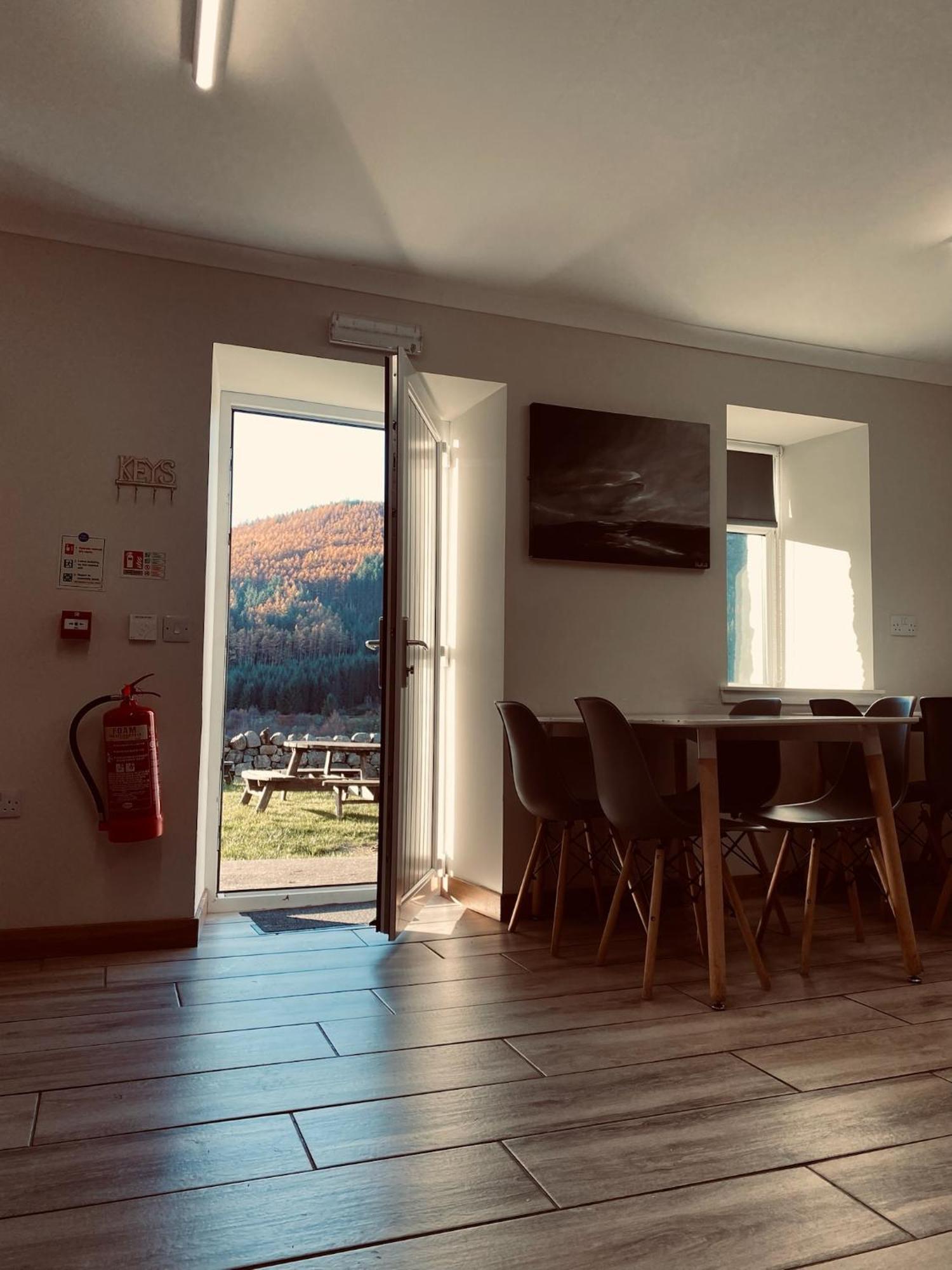 Ben Nevis Inn Rooms 포트 윌리엄 외부 사진