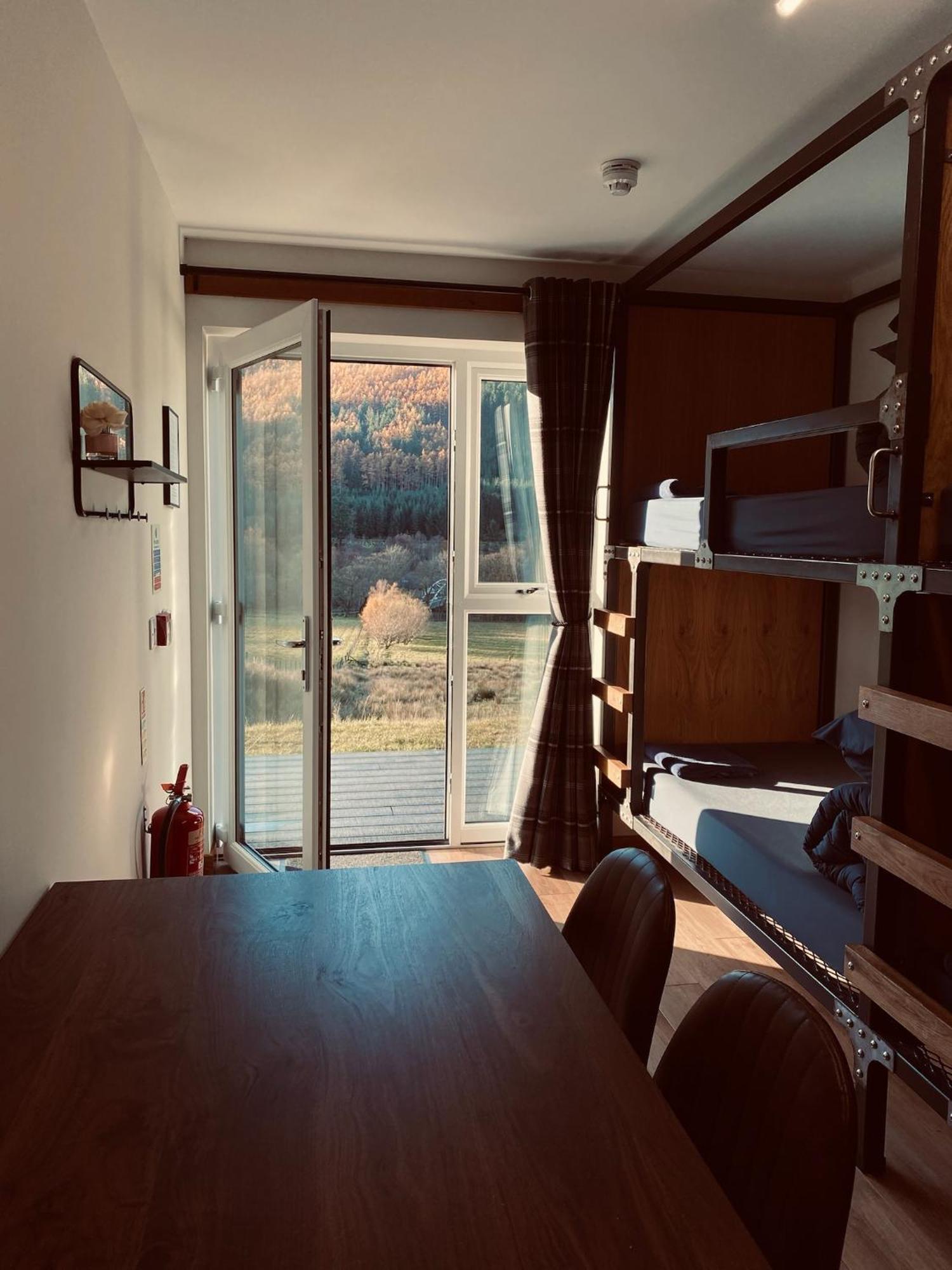 Ben Nevis Inn Rooms 포트 윌리엄 외부 사진