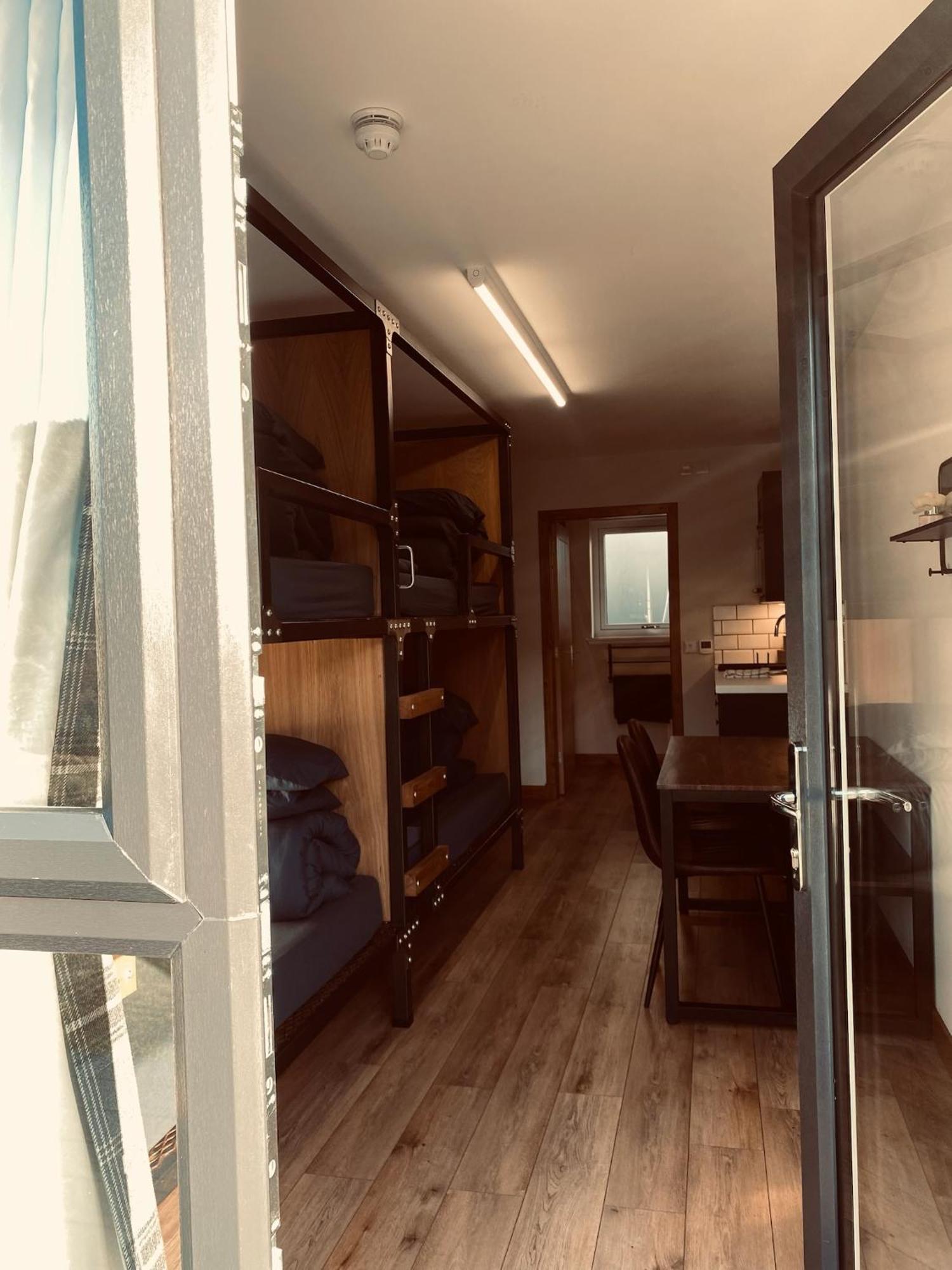 Ben Nevis Inn Rooms 포트 윌리엄 외부 사진